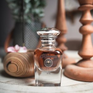 عطر اکستریت دی پرفیوم زنانه کیوانی مدل فارماکن با رایحه گرم حجم ۵۰ میلی لیتر