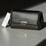 کیف دوشی زنانه Calvin Klein مدل Signature Black