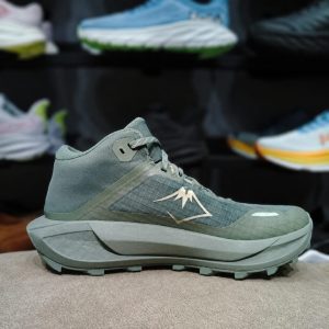 کتونی زنانه ASICS مدل GEL-TRABUCO MT GTX