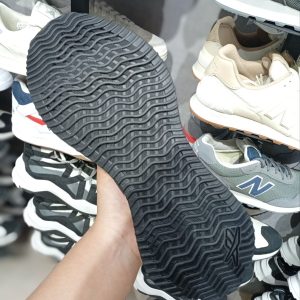 کتونی زنانه Reebok مدل Zig Dynamica 4 | کتونی زنانه | تاناسنتر