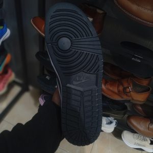 کتونی مردانه Nike مدل Air Jordan 1 Mid | کتونی زنانه | تاناسنتر