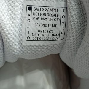 کتونی زنانه ASICS مدل BEYOND FF MT | کتونی زنانه | تاناسنتر