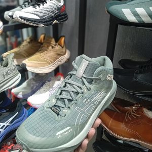 کتونی زنانه ASICS مدل GEL-TRABUCO MT GTX | کتونی زنانه | تاناسنتر