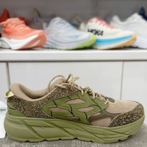 کتونی مردانه HOKA مدل U Clifton L Suede TP