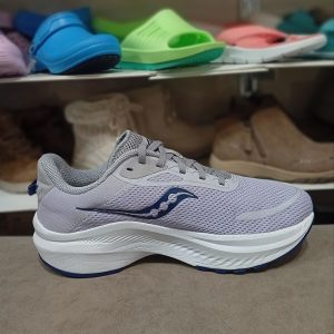 کتونی زنانه Saucony مدل S10826-32 AXON 3