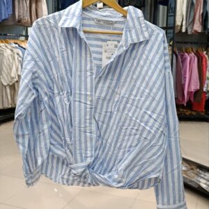 شومیز زنانه ZARA جنس کنف با طرح راه‌راه سفید و آبی